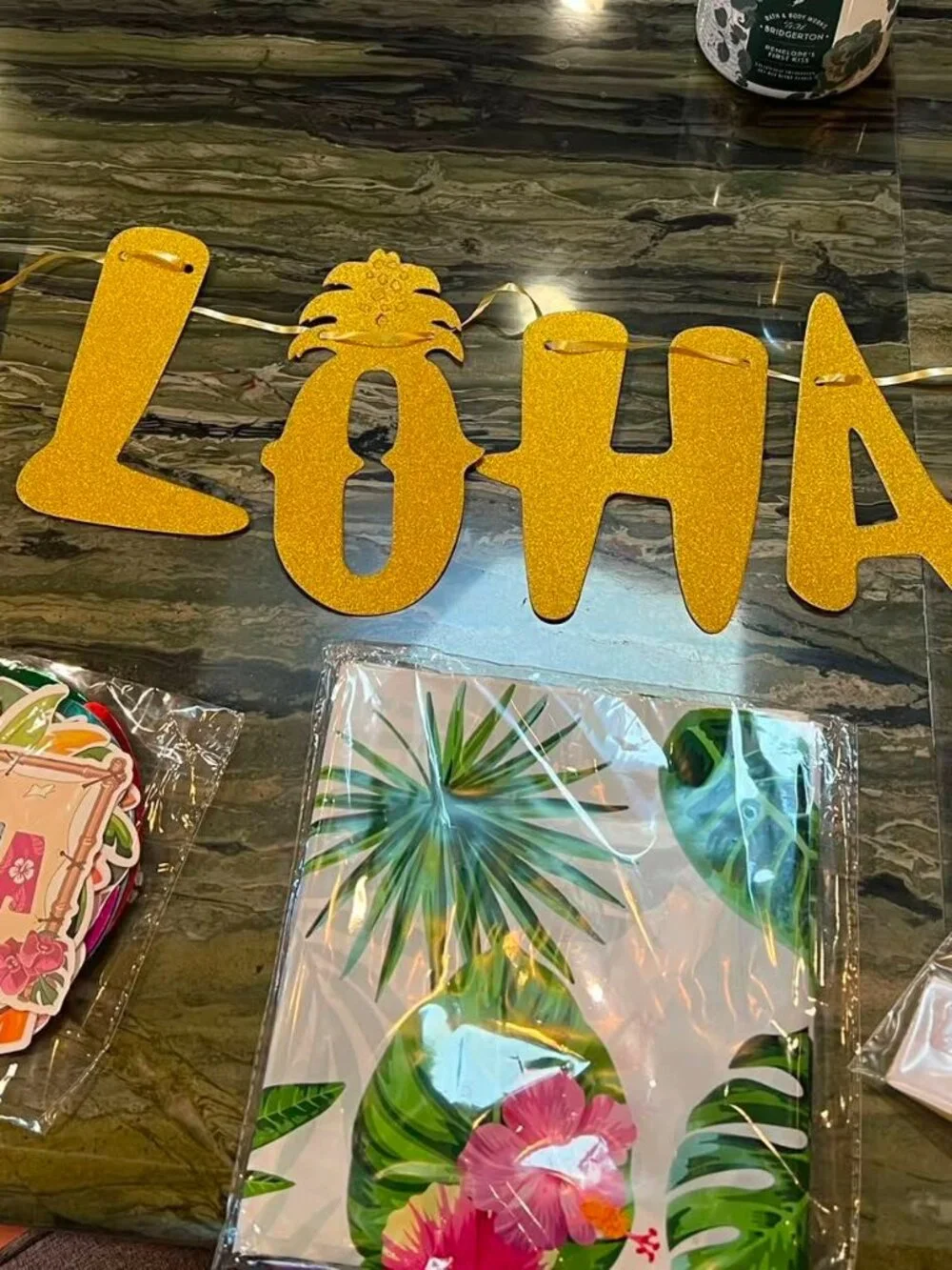 Luau party supplies